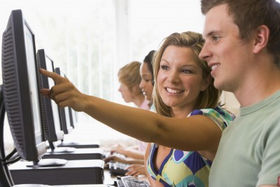 students getting online education